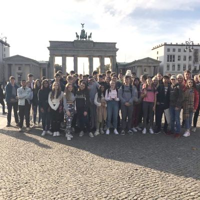 Brandenburg Gate Group Shot
